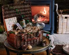 Emma-Britton-Small-Business-Christmas-Hamper-Gift